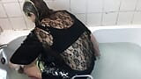 Omg sexy gothic meisje dunked in Custard en jud! snapshot 5