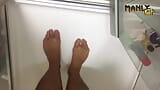 Apenas um homem com tesão - procurando um pouco de relaxamento - cum feet socks series - manlyfoot snapshot 15