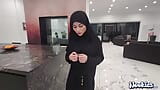 Crystal eilt zum urteil - eine hijab-Geschichte - Nookies snapshot 5