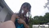 Marica Hase dalam pakaian dalam seksi melancap di cermin snapshot 16