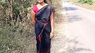 Road Par Khadi Ladki Ko 2000 De Kar Ghar Pe Lakar Thoka: Asian ...