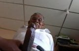 Nonno appeso scopa la sua anziana badante snapshot 17