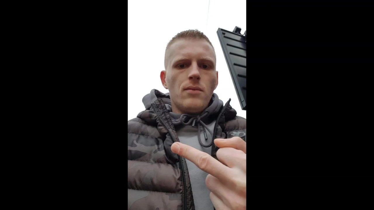 Scally chav mester a helyükre teszi a homokat