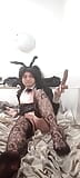 Aimee, jolie CD, se branle dans son costume de lapin snapshot 16