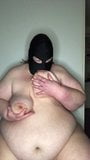 Amateurfattysub ssbbw Sub lutscht große Titten snapshot 8