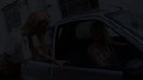 Blonde Stacey Saran dan Cypress Isles melancap di luar rumah snapshot 1