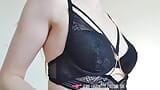 Vends-ta-culotte - Séance d'essayage de lingerie avec une jeune amatrice française rousse snapshot 9