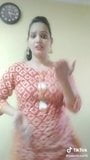 Nayna Sharma dança tiktok snapshot 3