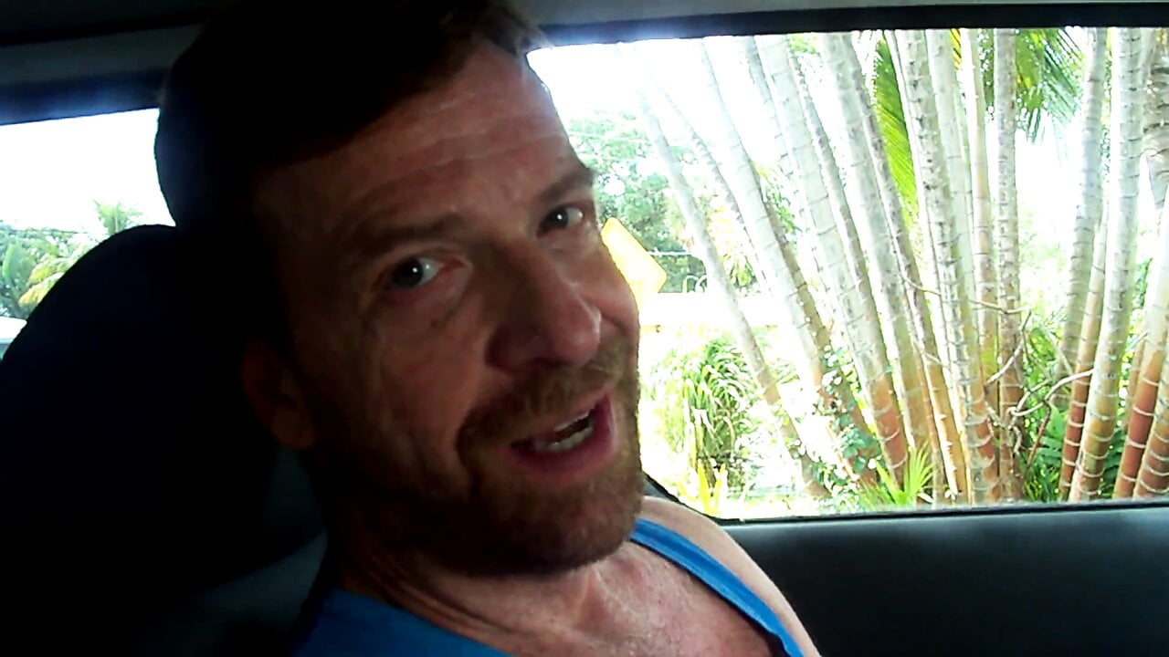 Hairyartist presents foot fun in the car