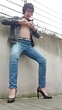 Squirta nei jeans snapshot 1