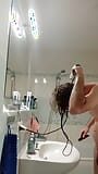 Roman de Worm neemt een douche! snapshot 8