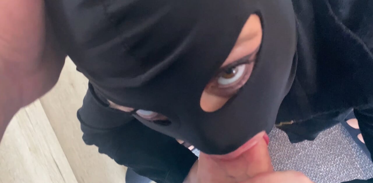 Orta yaşlı seksi kadıncalla'nın maceraları bölüm 11 yabancı