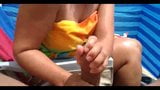 Branlette amateur pro sur la plage, grosse éjaculation! snapshot 1