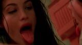 Liv tyler loop #2 snapshot 8