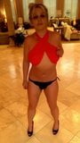 Britney Spears - танцующая кукла в бикини snapshot 7
