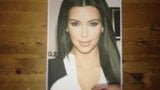 Kim Kardashian steht vor Tribut snapshot 1