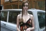 Hermosa chica fumando 120 snapshot 19