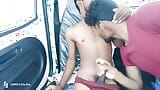 Espace public, attouchement d'une voiture, baisers, éjaculation à l'intérieur, jungle - film gay en hindi - masturbation dehors dans la forêt en été snapshot 15