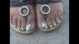 Tammy Sexy Green Toenails snapshot 4