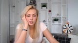 Seksowna blondynka pokazuje swoje cipki camgirlsrecords snapshot 8