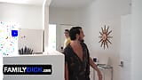 Familydick - el semental cachondo travieso jack bailey le ruega a derek allen que lo folle y lo ayude a correrse snapshot 3