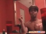 Amateur homo douche die zwarte jongens afzuigt! snapshot 2