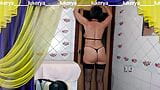 Alegre e sexy lukerya faz seu treino matinal, flertando com seus fãs na webcam online. snapshot 14