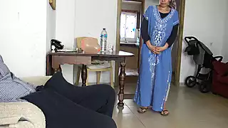 Үстел үстінде анамды ренжітті