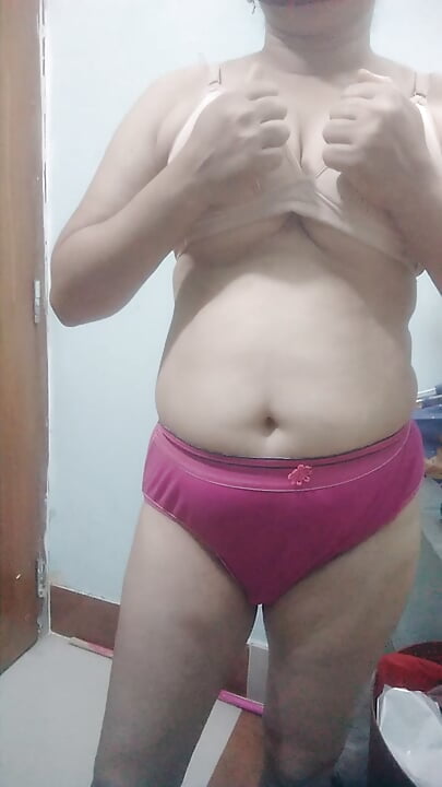 Pakistani Cam Show Desi Bhabhi – Big Tits