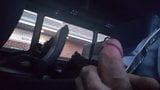 Dick flashuje w autobusie snapshot 3
