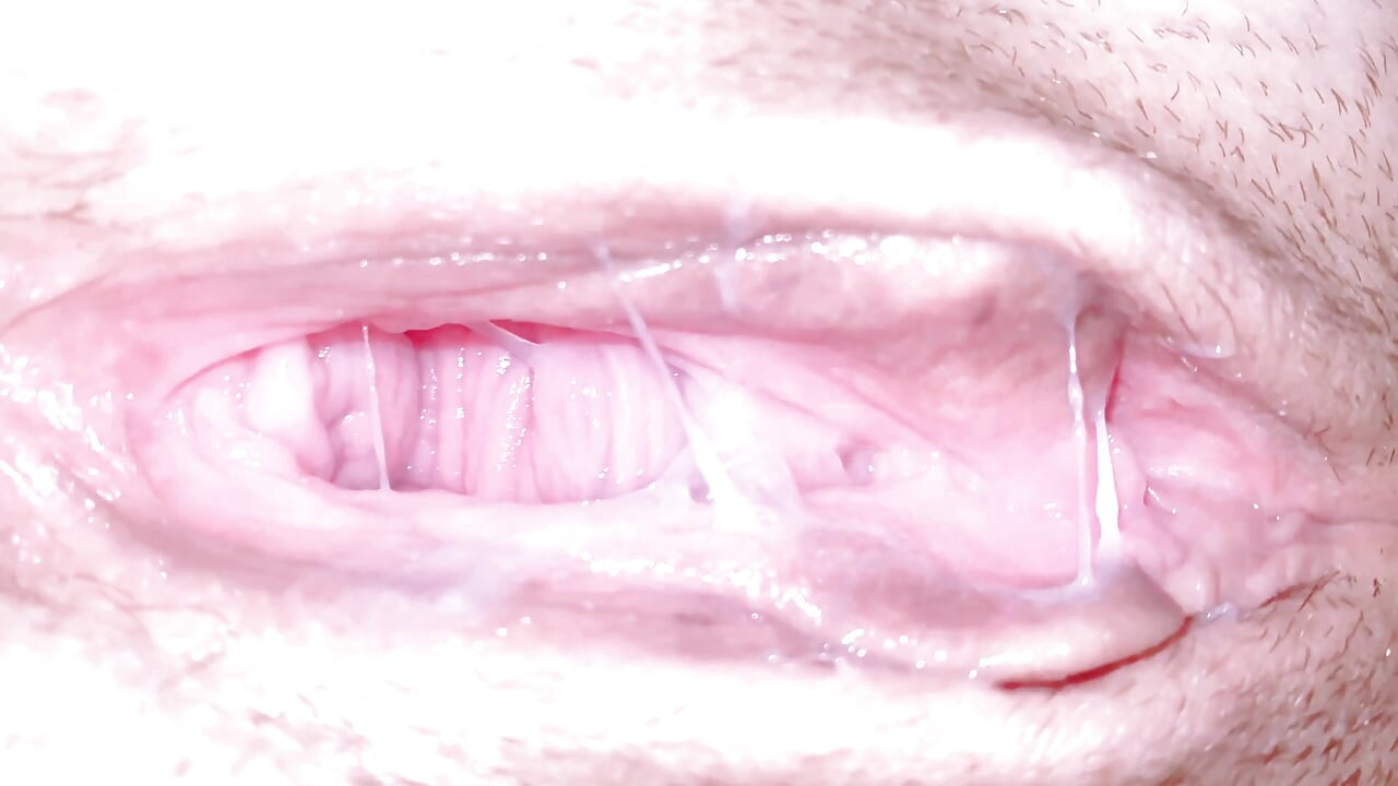 virgin pussy creampie first time closeup