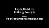 La clip di stuzzicare il footjob di mungitura di Layla Red snapshot 1