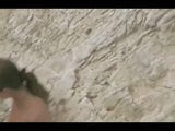 Masturberen en neuken op het strand snapshot 15