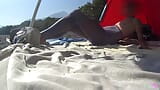 Des leggins ultra brillants sur la plage snapshot 3