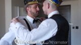 Manroyale gelukkig nieuwjaar neuken met opgehangen hunks snapshot 2