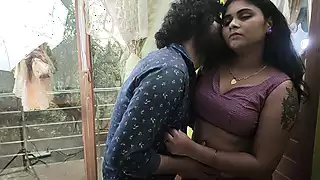 Vaishnavy Half Saree Hot Navel Lick Romance with Sharun Raj Mallu ...