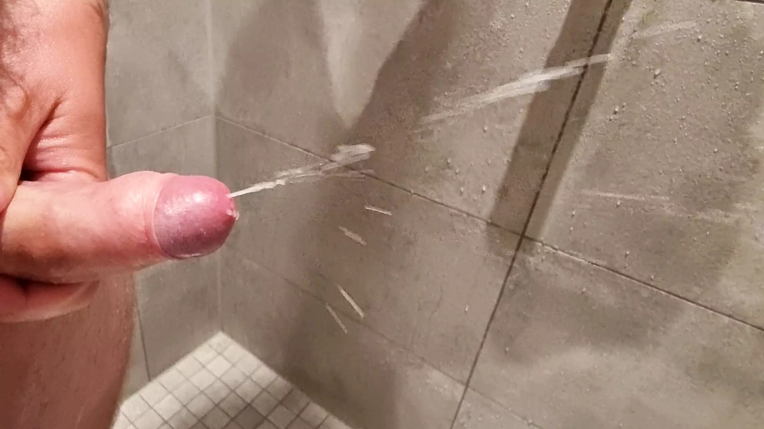 Massive Cumshot In Public Unisex Shower German Gay Amateur Porn XHamster