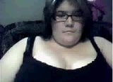 Fat bitch terry sangat ingin menunjukkan payudaranya kepadaku snapshot 3