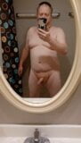 Johnnyred883 completamente nudo in piedi di fronte a te snapshot 8