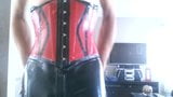 dan en corset latex snapshot 1