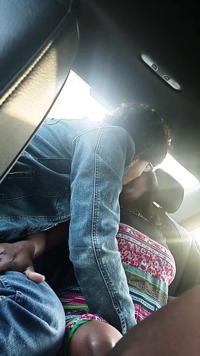 Indian milf fingered in car backseat