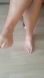 Chơi lại barefeet whit. snapshot 5