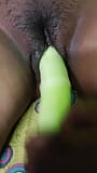 Mallu aunty scene bollenti con brinjal snapshot 9