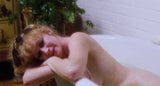 Helen Mirren Nue dans hussy (1980) snapshot 6