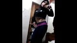 joven transexual posando para sus fans snapshot 2