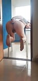 Scopata sul balcone con un dildo snapshot 11