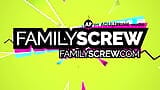 我们不在乎老家伙是否有小鸡巴！FamilyScrew snapshot 1