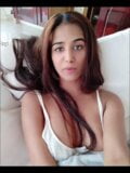 Poonam Pandey Tits snapshot 2