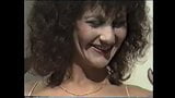 HOUSEWIFE SPECIAL no 8 (UK 1980s) snapshot 18