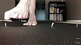 Giant Adam VS Yoga Mat Mants snapshot 3